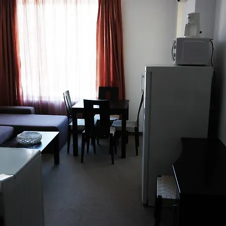アパート 2-room In Sarafovo *